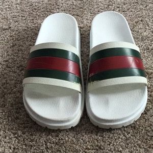 Gucci flip flops